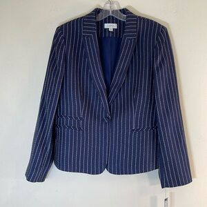 Tahari By Arthur S. Levine Pinstripe Textured One Button Blazer. 10. NWT.